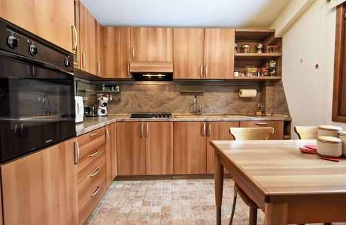 Madesimo Apartment | Cosy apartment for 5 people with WIFI, TV and parking