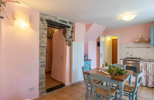 Vasia Apartment | Cosy apartment for 6 guests with WIFI, terrace, pets allowed and parking