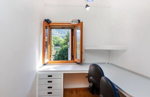 Sort Apartment | Cosy apartment for 6 people with pool, A/C, WIFI, TV and parking