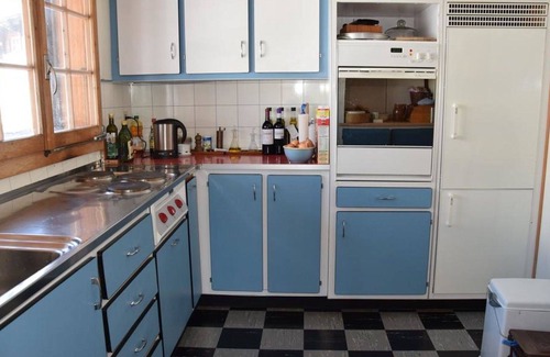 Lenk Apartment | Cosy apartment for 8 guests with WIFI, balcony and pets allowed