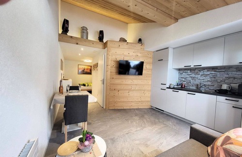 Beatenberg Apartment | Cosy apartment for 3 guests with WIFI and TV