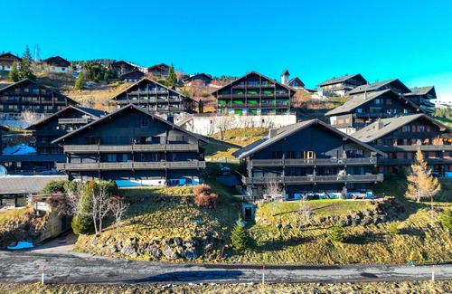 Champoussin Apartment | Cosy apartment for 4 guests with WIFI, balcony and panoramic view
