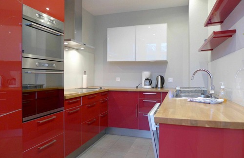 Central Interlaken Apartment | Cosy apartment for 4 people with WIFI, TV, balcony, panoramic view and parking