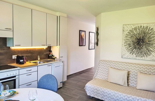 Caslano Apartment | Cosy apartment for 4 people with TV, patio, pets allowed and parking
