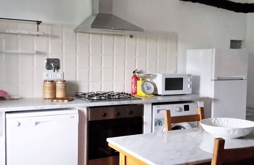 Celle Ligure Apartment | Cosy apartment for 5 guests with WIFI, TV, terrace and parking