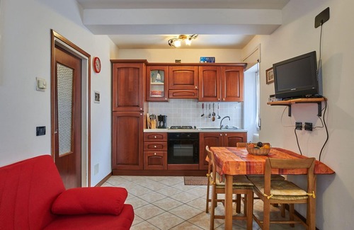 Gera Lario Apartment | Cosy apartment for 7 guests with WIFI, TV, terrace and pets allowed
