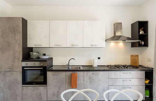 Pontedassio Apartment | Cosy apartment for 6 people with WIFI, pool, patio, pets allowed and parking