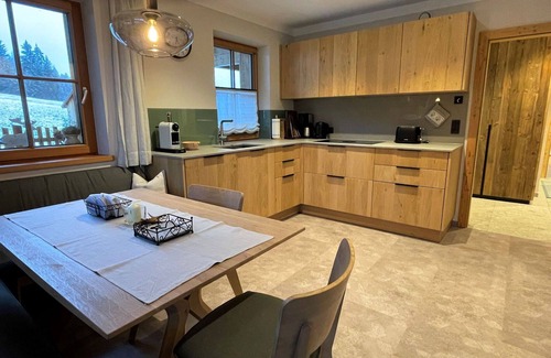 Auffach Villa | Cosy apartment in villa for 4 people with WIFI, TV, patio and parking
