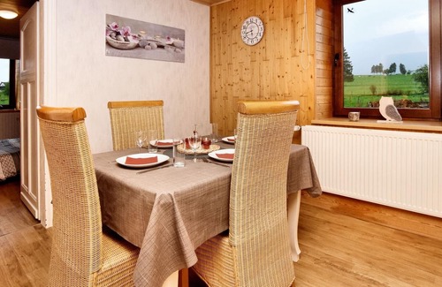 Amel Apartment | Cosy Apartment in Born (Amel) with Terrace and Garden