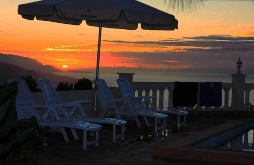 Las Cuevas House | Cosy Apartment in Santa Úrsula with Common Pool and Panoramic Views