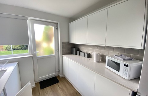 Sutton Coldfield Apartment | Cosy Apartment In the Royal Sutton Coldfield Perfect for Families, Contractors