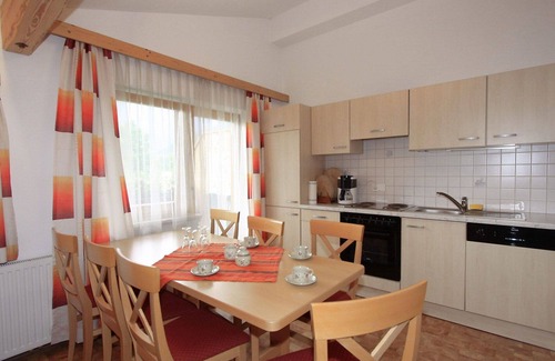 Kapfing Villa | Cosy apartment in villa with WIFI, TV, terrace, pets allowed, panoramic view and parking