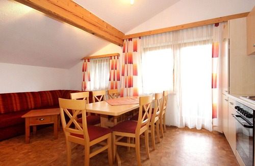 Kapfing Villa | Cosy apartment in villa with WIFI, TV, terrace, pets allowed, panoramic view and parking