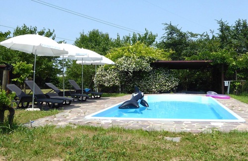 Silea House | Cosy apartment in villa for 4 people with WIFI, A/C, pool, patio and parking