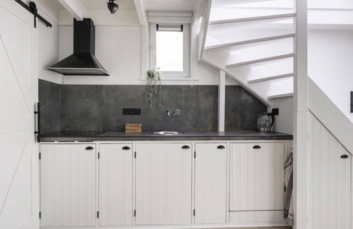 Woudsend House | Cosy apartment in villa for 4 people with WIFI and patio