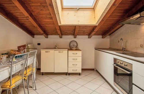 Villa Guardia Apartment | Cosy apartment for 5 guests with WIFI, A/C, TV, balcony, panoramic view and parking