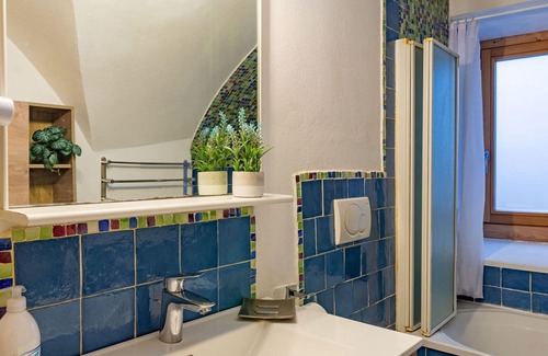Tione di Trento Apartment | Cosy apartment for 6 people with WIFI, TV, balcony and pets allowed