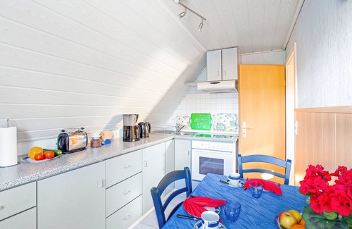 Itzehoe Apartment | Cosy Apartment Itzehoe with Terrace, Garden & Wi-Fi; Parking Available