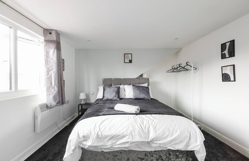 Harehills Apartment | Cosy Apartment Near Leeds City Centre