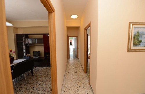 Quartiere XXVII Primavalle Apartment | Cosy apartment, near Metro A, S. Pietro and the downtown