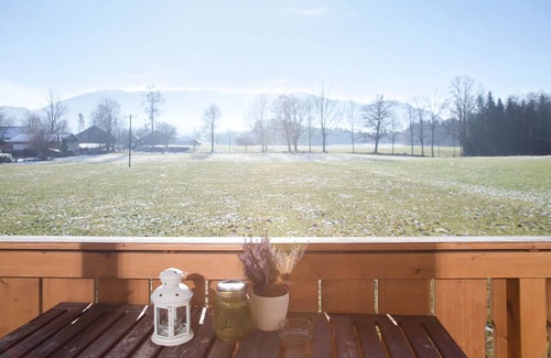 Bad Heilbrunn Apartment | Cosy Apartment "Seeblick" with Garden, Terrace & Wi-Fi