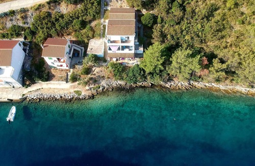 Dragove Apartment | Cosy Apartment, sea view, Long Island, Croatia