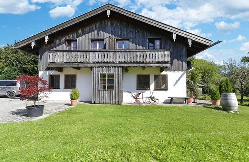 Lenggries Apartment | Cosy Apartment "Seekaralm" with Balcony, Garden & Wi-Fi