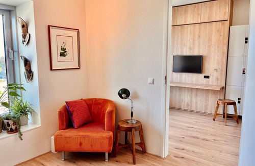 Amsterdam East Apartment | Cosy apartment well situated and connected to city