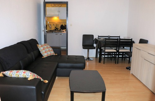 Horbourg-Wihr Apartment | Cosy apartment with balcony and garden view