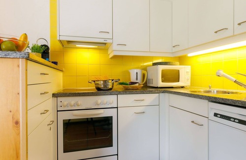 Capriasca Apartment | Cosy apartment with pool, WIFI, TV, patio, pets allowed, panoramic view and parking