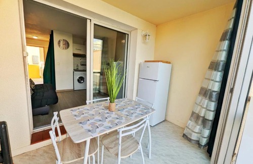 La Jetee Apartment | Cosy Appartement T2 Résidence LE ROY SOLEIL bord de mer