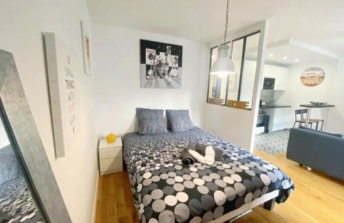 Charenton-le-Pont Apartment | Cosy Appartement - 200m de Paris