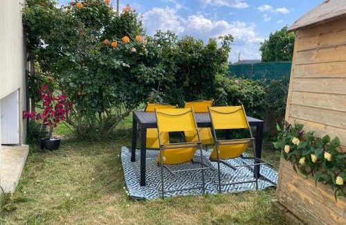 Muzillac Apartment | Cosy appartement jardin centre ville