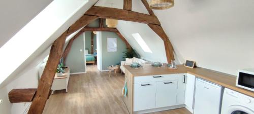 Evreux Apartment | Cosy appartement, parking gratuit proche centre