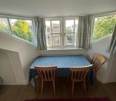 St. George's Apartment | Cosy attic flat with views