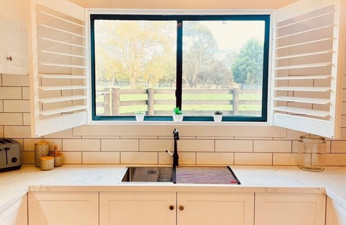 Elphinstone House | Cosy Barn/Farm Stay/Private Horse-equine Oasis