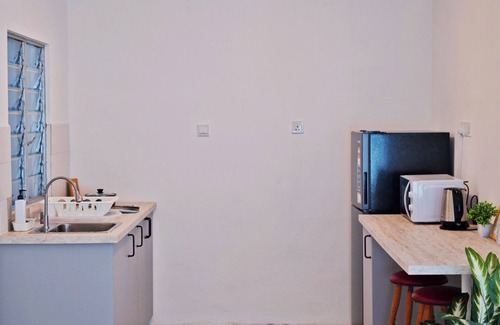 Simpang Ampat House | Cosy Batu Kawan Homestay 12 pax ~ 5 mins to Design Village & IKEA ~ Entire Home
