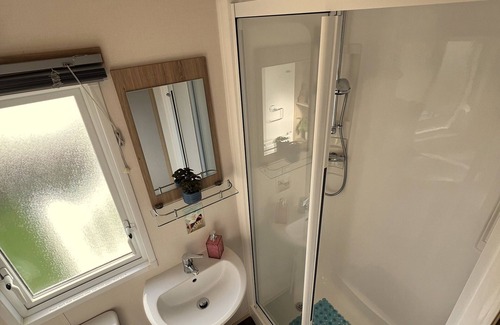 New Forest District Cabin | Cosy Beach Getaway Naish Est Near New Forest