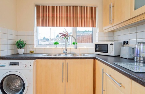 Little Hay House | Cosy Birmingham House with 3 Bedrooms
