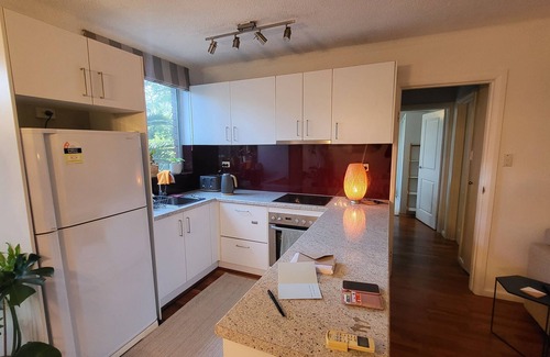 Lane Cove West Apartment | Cosy Bright 1 BDR Apt Lane Cove