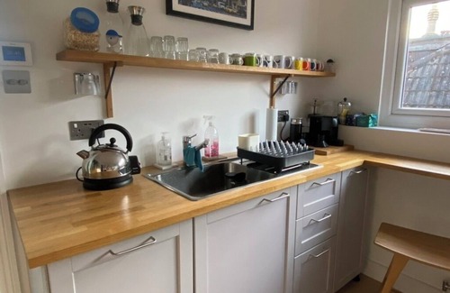Twickenham Riverside Apartment | Cosy, Bright, Scandinavian apartment in London (St Margaret's/Richmond)