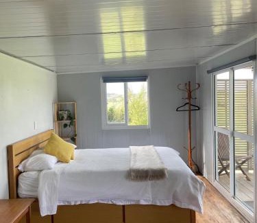 Wellsford House | Cosy Cabin -Off Grid
