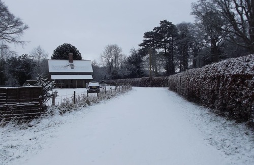 Llandderfel House | COSY CARAVAN FOR RENT on non working farm near BALA , NORTH WALES