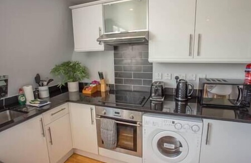 Headington Apartment | Cosy, Central 1 Bedroom Loft