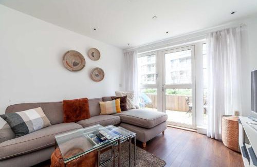 Highbury West Apartment | Cosy Central Urban Retreat in Highbury & Islington