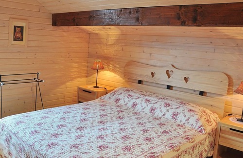 Ambroz pod Krvavcem Ski Chalet | Cosy Chalet in Cerklje na Gorenjskem with Mountain Views