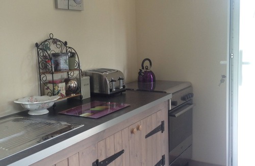 Romagny-Fontenay Ski Chalet | Cosy Chalet - Sleeps 2-3, Peaceful Setting, 5kms To Shops,Linen/Towels Included
