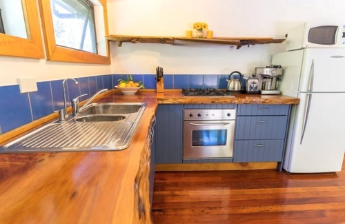 Kaeo Cottage | Cosy, chic hideaway by the Takou River, Kerikeri, Bay of Islands