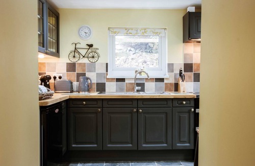 Llanfair Cottage | Cosy, coastal cottage in the heart of Snowdonia