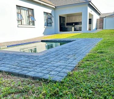 White River Villa | Cosy & Comfy Paradiso